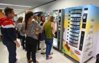 El vending sano confirma su aportación a la mejora de la alimentación en el trabajo El vending sano confirma su aportación a la mejora de la alimentación en el trabajo