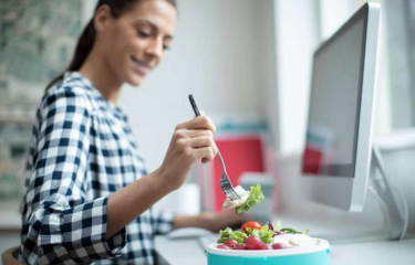 Viajando por los escenarios de futuro en la distribución automática