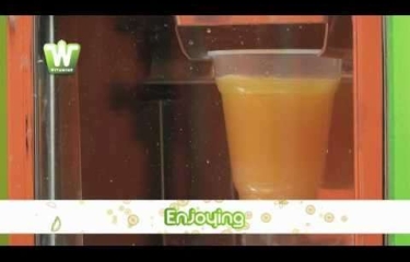 Witamine, el sabor fresco de la naranja mecánica