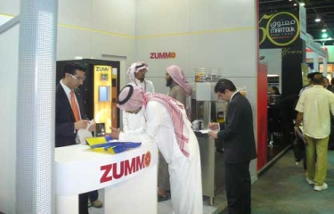 Zummo recorre medio mundo de feria en feria
