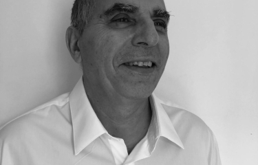 “El reciclaje de los vasos y los posos del café también plantea desafíos ecológicos”