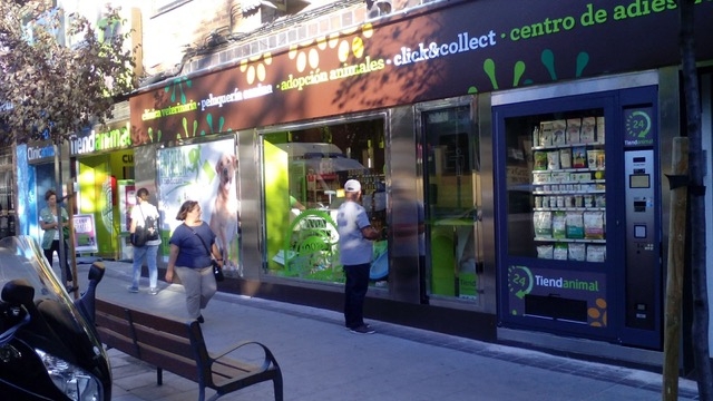 La cadena Tienda Animal introduce su primer sistema de vending 24 horas de la mano de Olevending La cadena Tienda Animal introduce su primer sistema de vending 24 horas de la mano de Olevending
