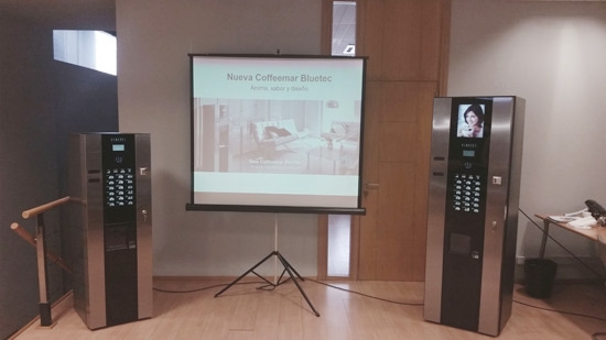 Ronda de presentaciones de la nueva gama de máquinas de café de Jofemar Ronda de presentaciones de la nueva gama de máquinas de café de Jofemar