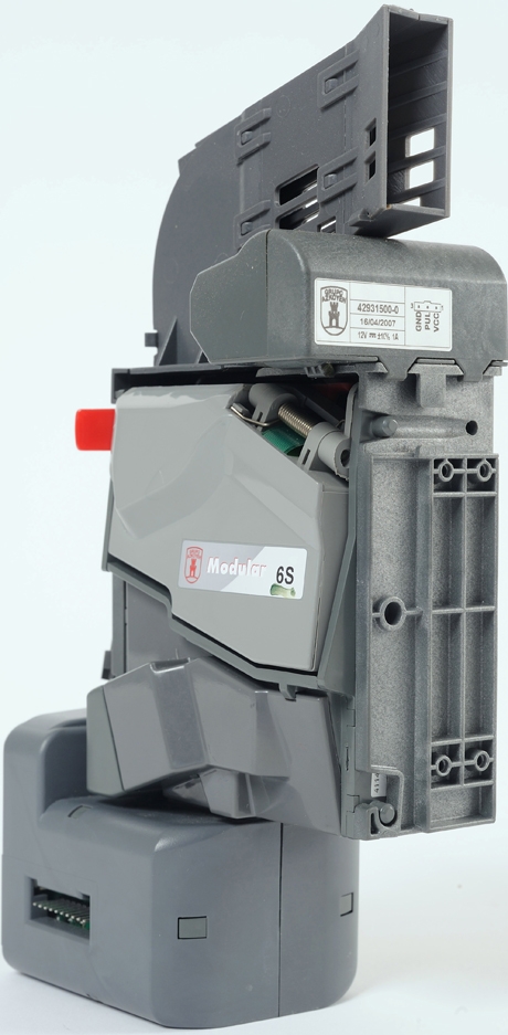 Tres sistemas de pago creados por Azkoyen, homologados por la Unión Europea Tres sistemas de pago creados por Azkoyen, homologados por la Unión Europea