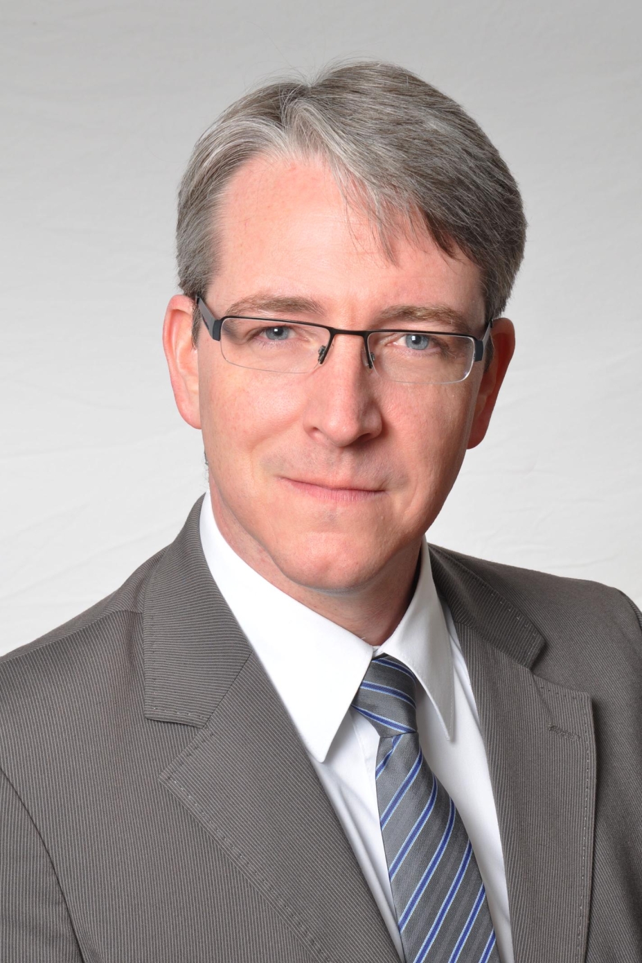 Daniel Valerius, luego gestor de proyectos en SUZOHAPP Daniel Valerius, luego gestor de proyectos en SUZOHAPP