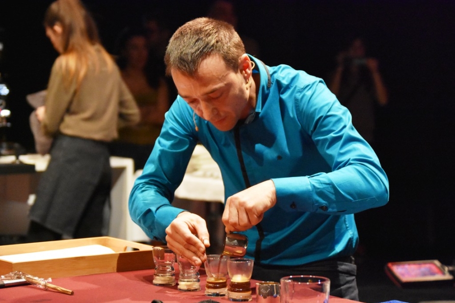 Cafès Cornellà selecciona al mejor barista del año