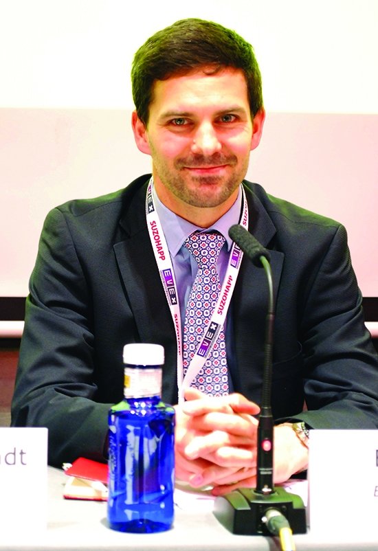 “Este 2016 habrá que estar muy atentos a la nueva normativa que afectará a las máquinas de café de sobremesa” “Este 2016 habrá que estar muy atentos a la nueva normativa que afectará a las máquinas de café de sobremesa”