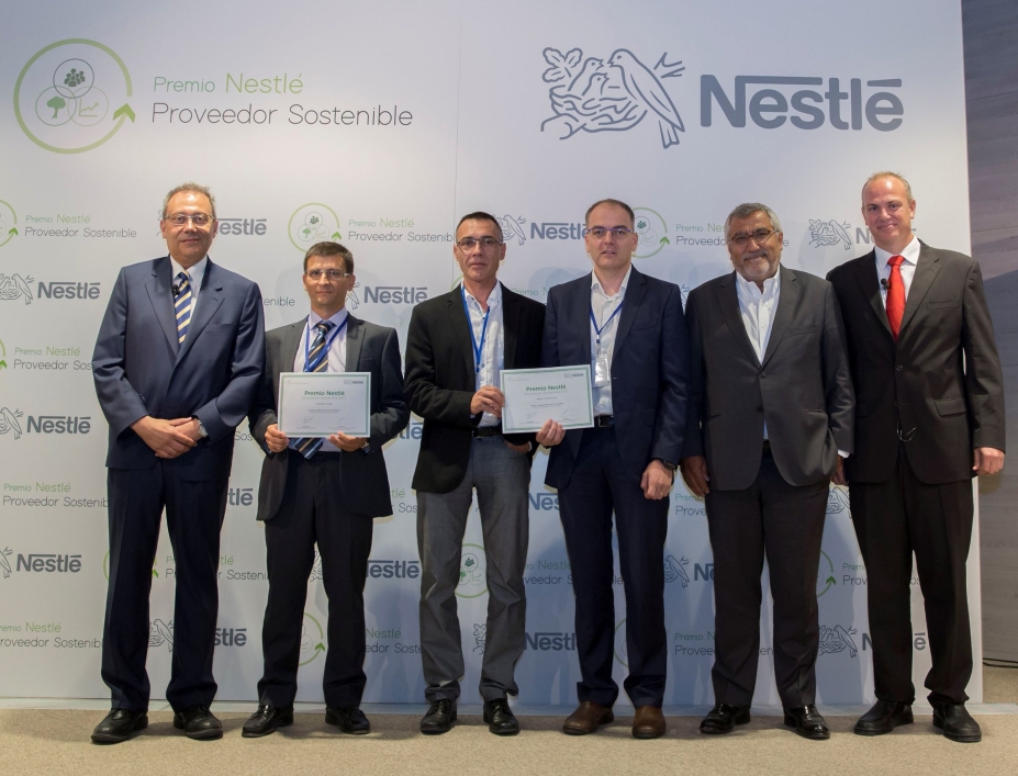Nestlé premia a sus proveedores por sus iniciativas en materia de sostenibilidad Nestlé premia a sus proveedores por sus iniciativas en materia de sostenibilidad