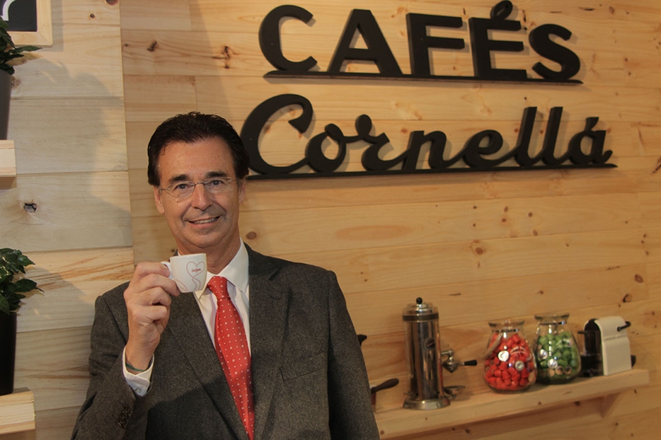 “Si los factores  se combinan correctamente, el resultado del espresso y el café de máquina es el mismo”  “Si los factores  se combinan correctamente, el resultado del espresso y el café de máquina es el mismo”