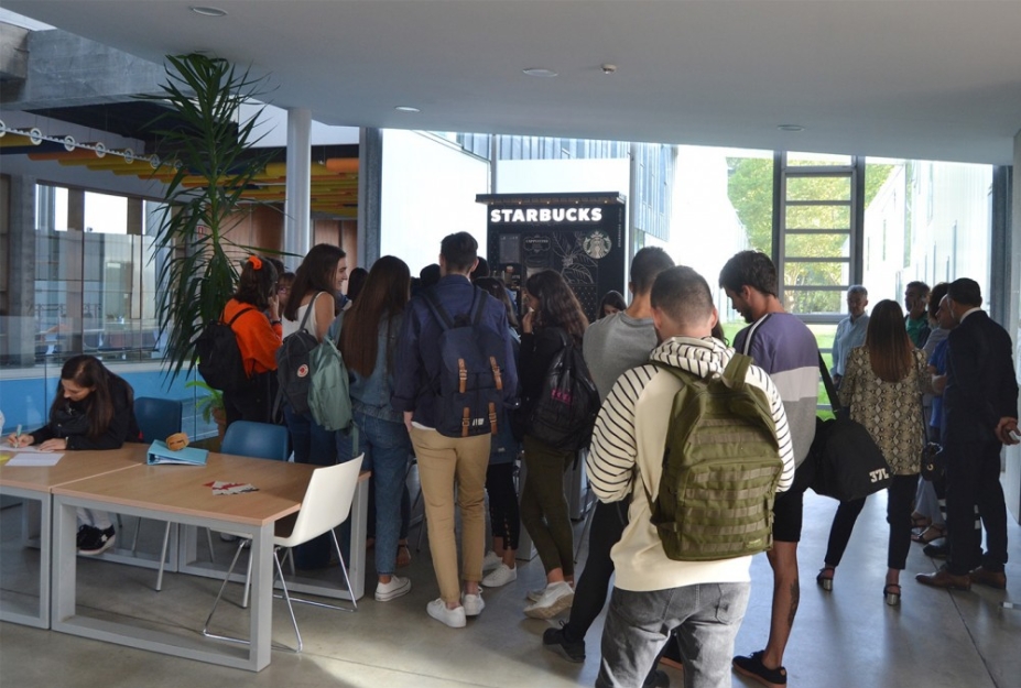 Starbucks on the go llega a Galicia 