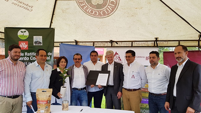 Illycaffe llega a un acuerdo para comprar produccion de exguerrilleros FARC