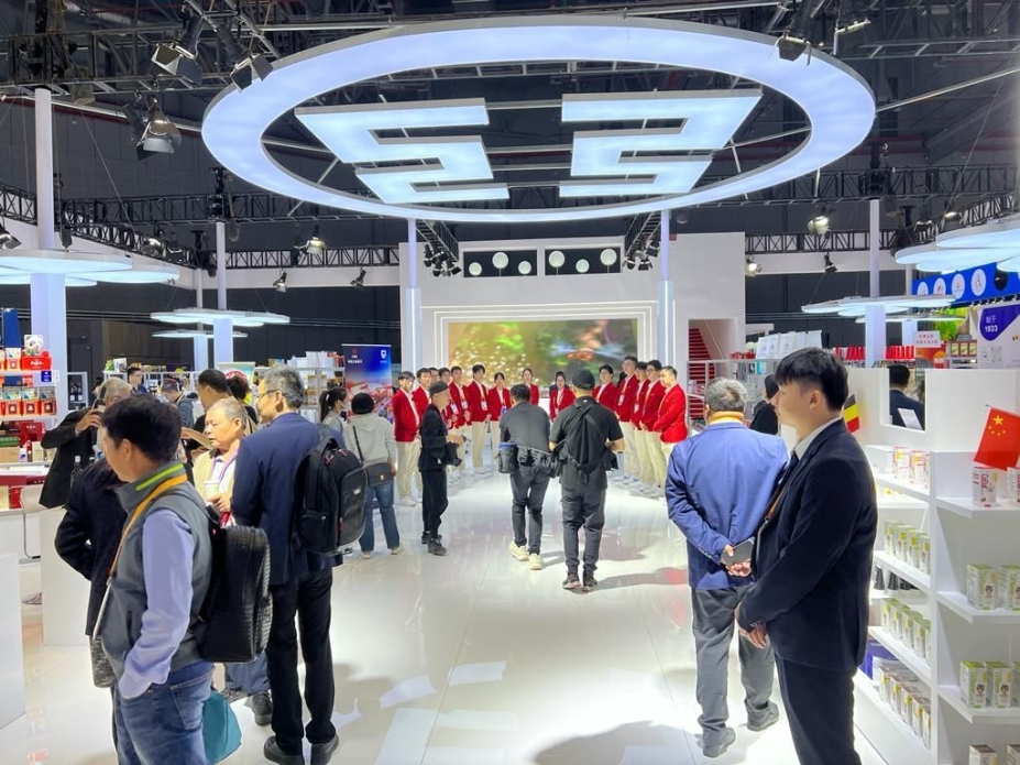 AEV representa con sus soluciones automatizadas a España e Italia en la sexta CIIE en China AEV representa con sus soluciones automatizadas a España e Italia en la sexta CIIE en China