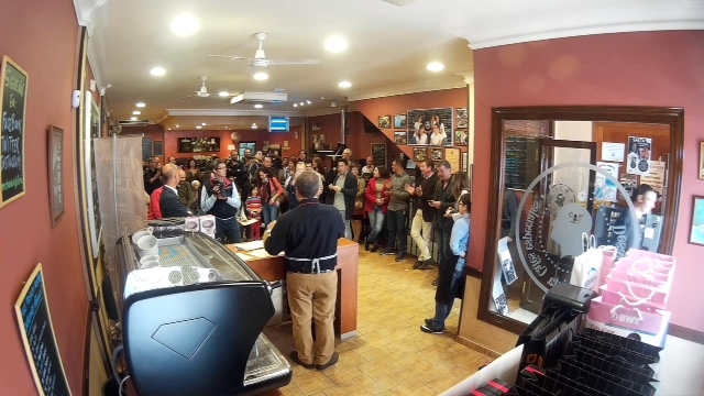 Rocío Cubiles se hace con el III Concurso de Latte Art AndaBaristas