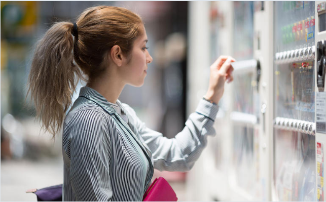 Desarrollan las primeras máquinas expendedoras inteligentes con restricción de edad Desarrollan las primeras máquinas expendedoras inteligentes con restricción de edad