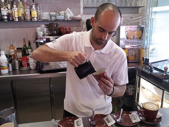 “El latte art es lo que me introdujo en el café de especialidad”