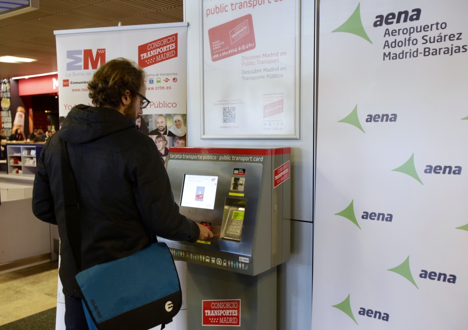 Madrid expande su servicio automático de venta de tarjetas turísticas de transporte Madrid expande su servicio automático de venta de tarjetas turísticas de transporte