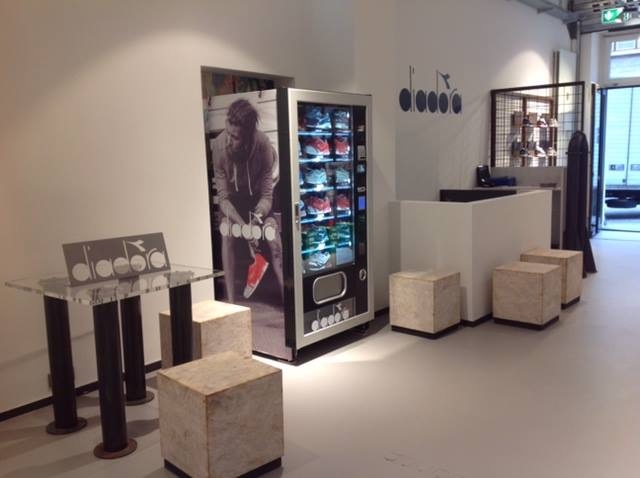 Diadora elige el modelo Faster XXL de FAS International para sus zapatillas deportivas