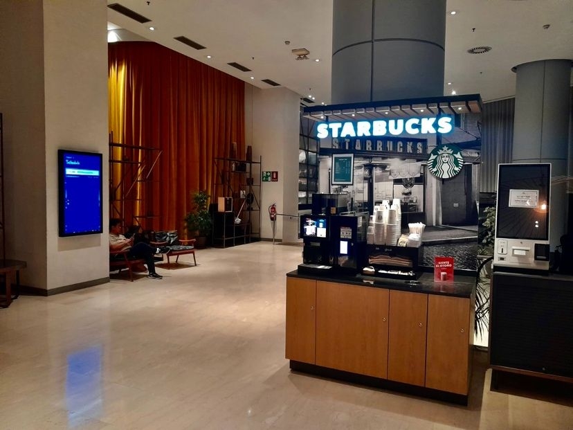 Grandes soluciones para grandes hoteles: La conquista de los coffee corners Grandes soluciones para grandes hoteles: La conquista de los coffee corners