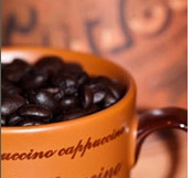 El grano de café vuelve a encarecerse en noviembre y justifica el precio de la taza