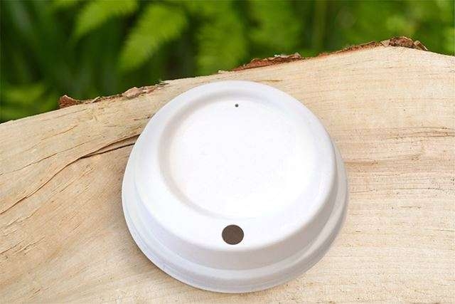 Huhtamaki lanza una nueva tapa sin plástico para los vasos Huhtamaki lanza una nueva tapa sin plástico para los vasos