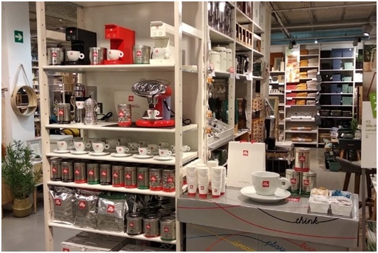 illy firma un acuerdo con Unión Bendhamar para distribuir el producto en Ceuta illy firma un acuerdo con Unión Bendhamar para distribuir el producto en Ceuta