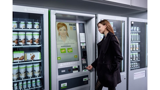 Jofemar suministra un centenar de tiendas automáticas fabricadas junto a Filuet a Herbalife