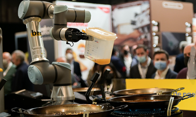 La brecha entre la vieja y la nueva hostelería: ¿Y tú, en qué hostelería estás? La brecha entre la vieja y la nueva hostelería: ¿Y tú, en qué hostelería estás?