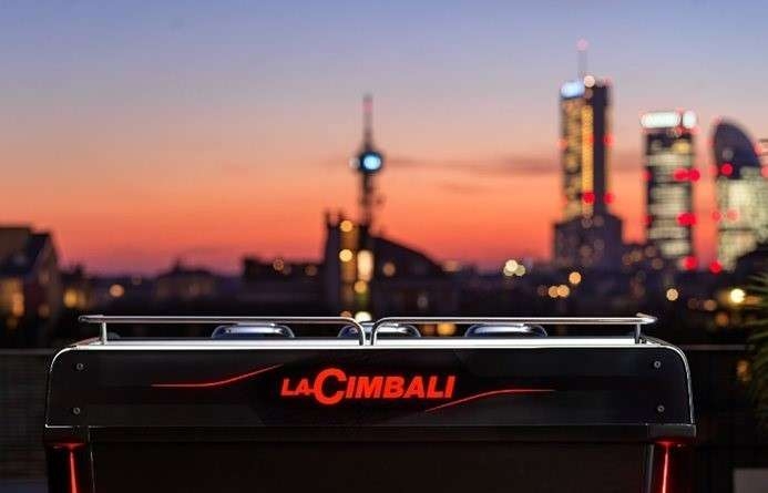 La Cimbali M200 aterriza en España para ofrecer su nueva visión del café espresso La Cimbali M200 aterriza en España para ofrecer su nueva visión del café espresso