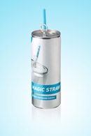 Latas con pajita incorporada para sorprender y ganar espacio para la publicidad 