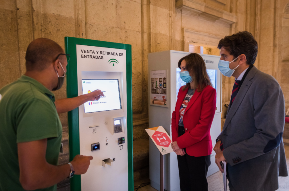 Máquinas de vending para la venta y retirada de entradas en la Alhambra Máquinas de vending para la venta y retirada de entradas en la Alhambra