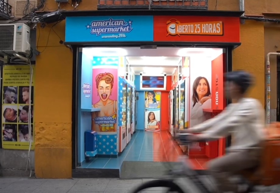 Nueva tienda inteligente: 10 máquinas automáticas para dos ambientes Nueva tienda inteligente: 10 máquinas automáticas para dos ambientes