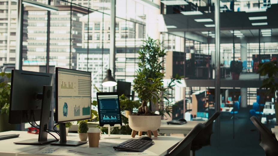 Palantir lleva a sus oficinas máquinas expendedoras con productos de nicotina “para incrementar la productividad”