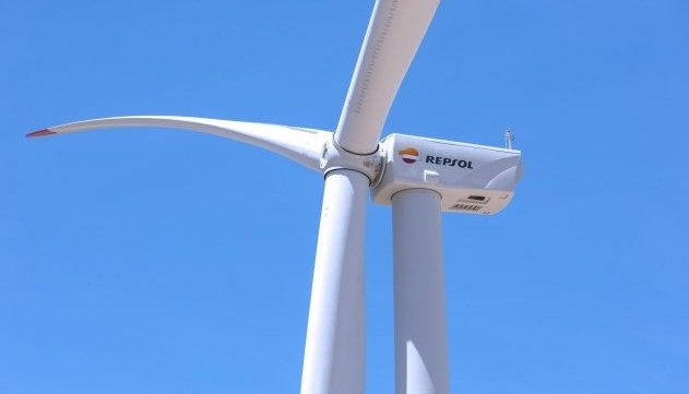 Repsol y Microsoft cierran un acuerdo de venta de energía renovable a largo plazo