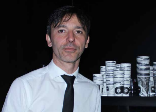 "Trabajamos diariamente para crecer, mejorar y ofrecer el servicio que necesitan nuestros clientes" "Trabajamos diariamente para crecer, mejorar y ofrecer el servicio que necesitan nuestros clientes"