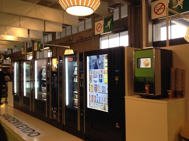 Interactivas, transparentes, dinámicas y muy visuales, las pantallas del nuevo vending
