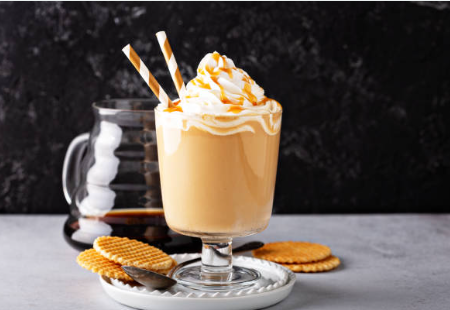 Toppings y cremas personalizadas para hacer de la bebida un auténtico postre Toppings y cremas personalizadas para hacer de la bebida un auténtico postre