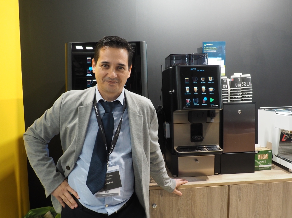 Un control global de la máquina: Consumo por franja horaria, ventas por producto y stock Un control global de la máquina: Consumo por franja horaria, ventas por producto y stock