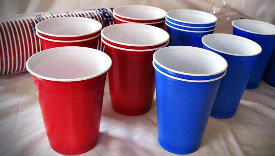 Un vending preocupado ante los requisitos en los envases de plástico a partir de julio Un vending preocupado ante los requisitos en los envases de plástico a partir de julio