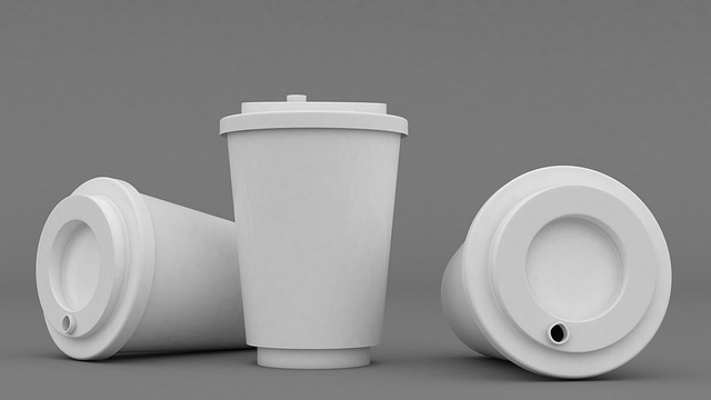 El comercio tradicional dice adiós a los plásticos, ¿y el vending?