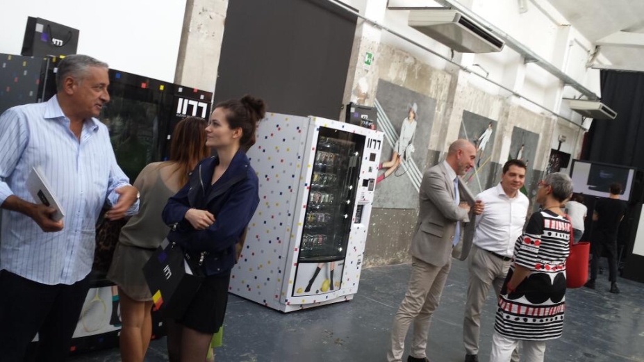 El vending especializado llega a los calcetines con Ingenico, 1177 y Necta