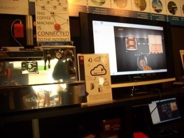 Zemsania crea una cafetera inteligente junto Cafés Novell Zemsania crea una cafetera inteligente junto Cafés Novell