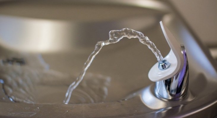 “El agua con la que se elabora el café en los AVE está filtrada con BRITA” “El agua con la que se elabora el café en los AVE está filtrada con BRITA”