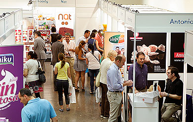 Una vista general del salón SalAIA 2012