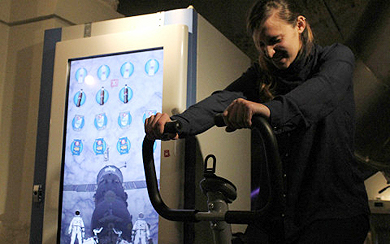 La máquina informa de las calorías de un producto y obliga a pedalear