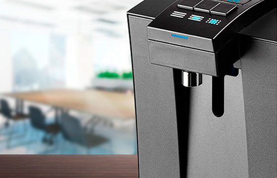 Fuentes de agua en la oficina