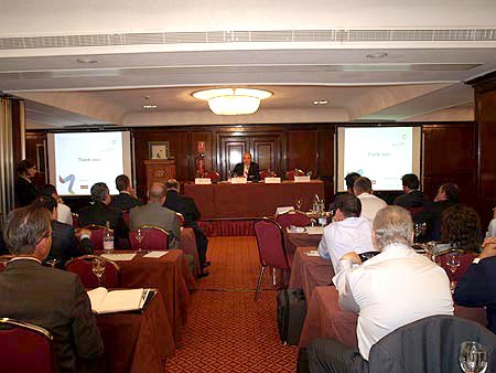 Vendin Spressoin solubles vending expendedoras EVA machines maquinas asociacion association