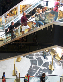 La confianza de los consumidores espa&ntilde;oles empieza a remontar el vuelo