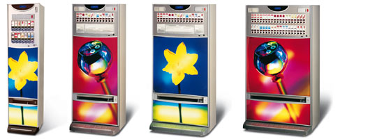 El sector hostelero ha recibido una negativa a la petición de suprimir el impuesto sobre las expendedoras de tabaco. tabaco cafeteria hosteleria comercios antitabaco ley reforma