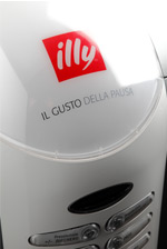 FAS illy illycaffe international vending machines maquinas expendedoras venditalia