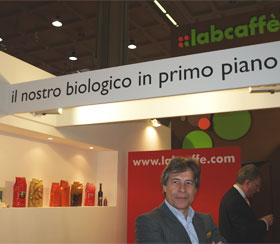 comercio justo fairtrade vending expendedoras maquinas machines horeca biodegradable capsulas